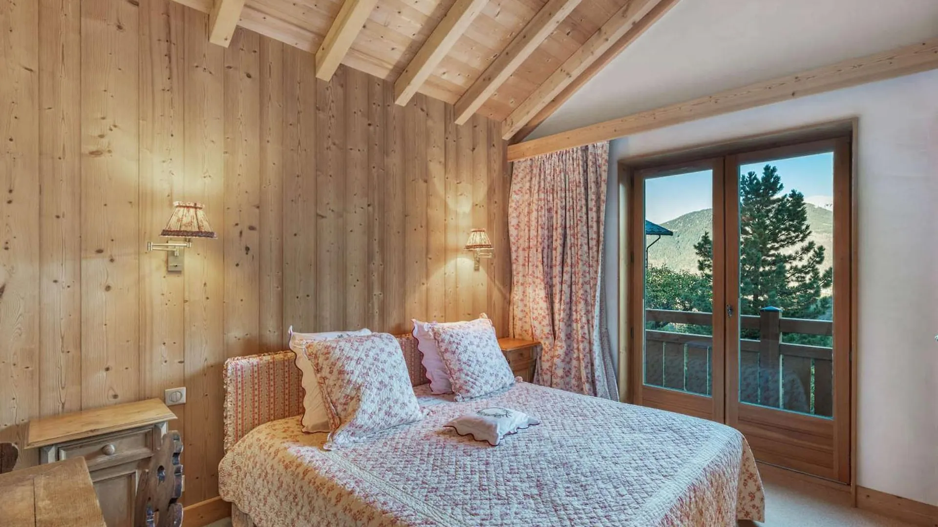 Chalet Spacieux 14 Pers Avec Sauna, Proche Bus Ski, Garage, Wifi, Prestations Incluses - Fr-1-566-65 Les Allues