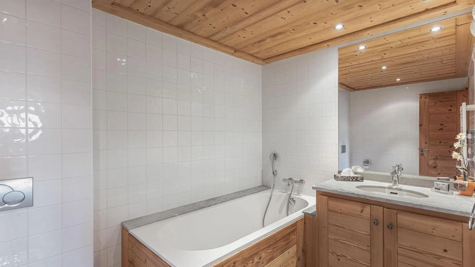 Chalet Spacieux 14 Pers Avec Sauna, Proche Bus Ski, Garage, Wifi, Prestations Incluses - Fr-1-566-65 Les Allues